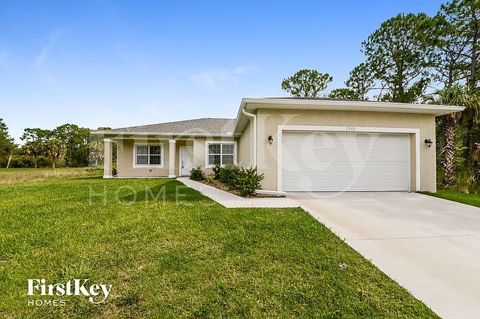 1st image of 2952 Tusket Ave
