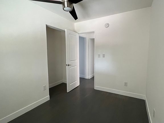5th image of 932 S Russelee Dr