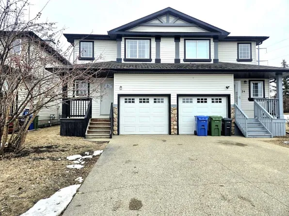 22 W Arthur Close, Red Deer, AB T4R 3M6