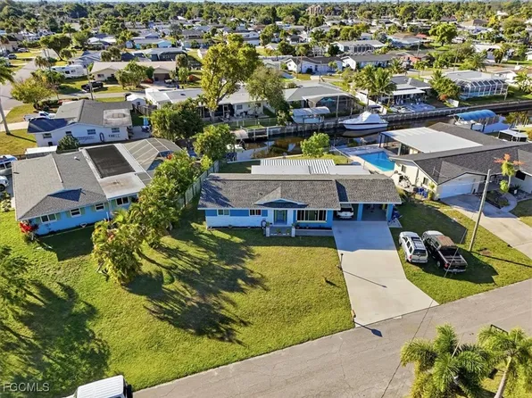 4311 S Pacific Cir, North Fort Myers, FL 33903