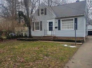 1149 Dorsh Rd, South Euclid, OH 44121