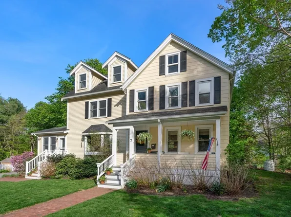 7 Matthew Ct, Natick, MA 01760