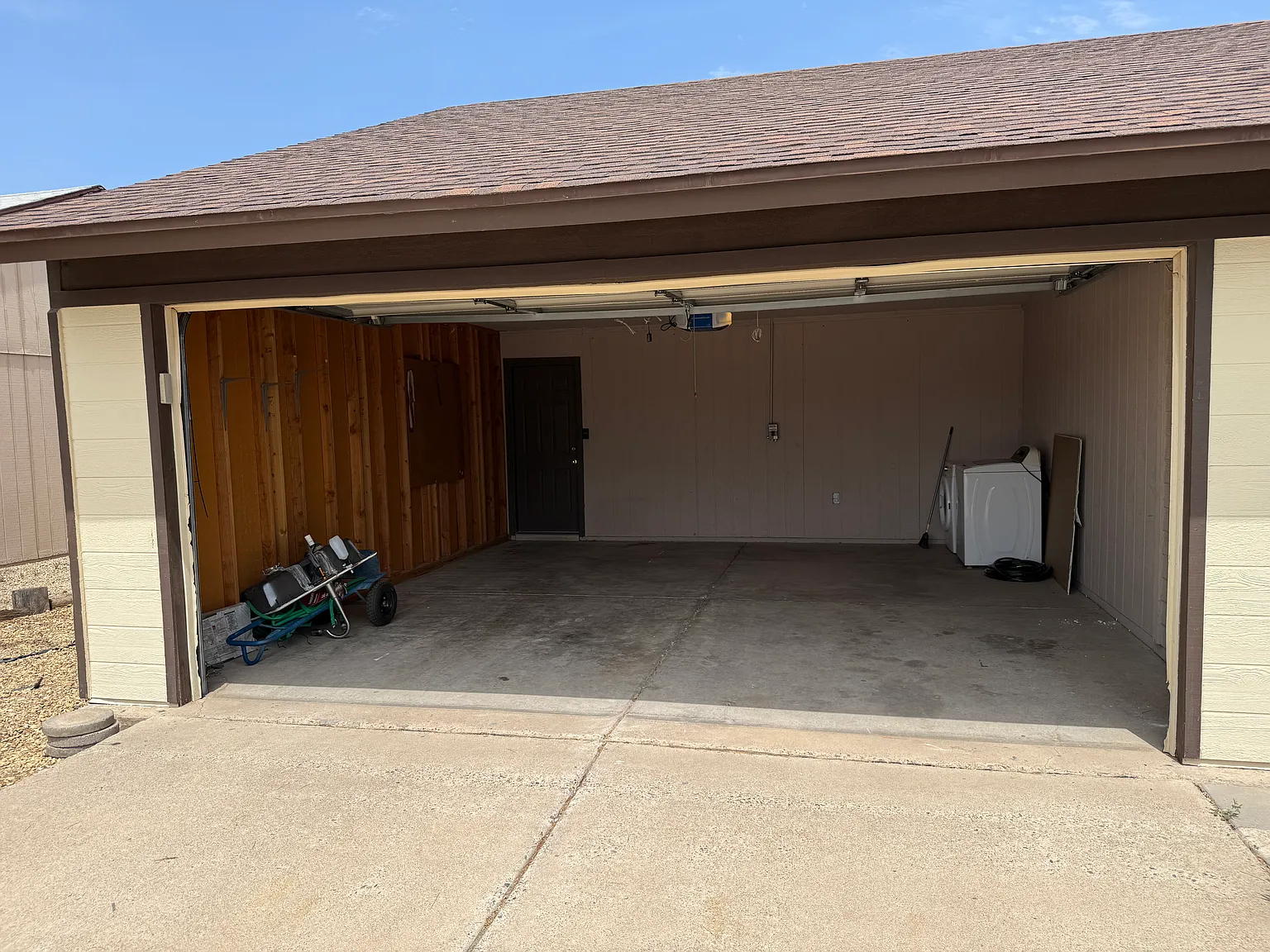 3 bed, 1273 sqft, $2,095 — Photo 3