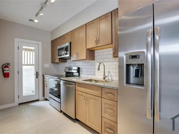 1360 Levis St NE #B, Washington, DC 20002