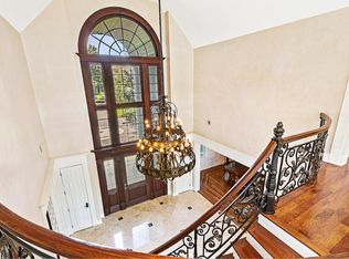 43 Oakes Rd, Rumson, NJ 07760