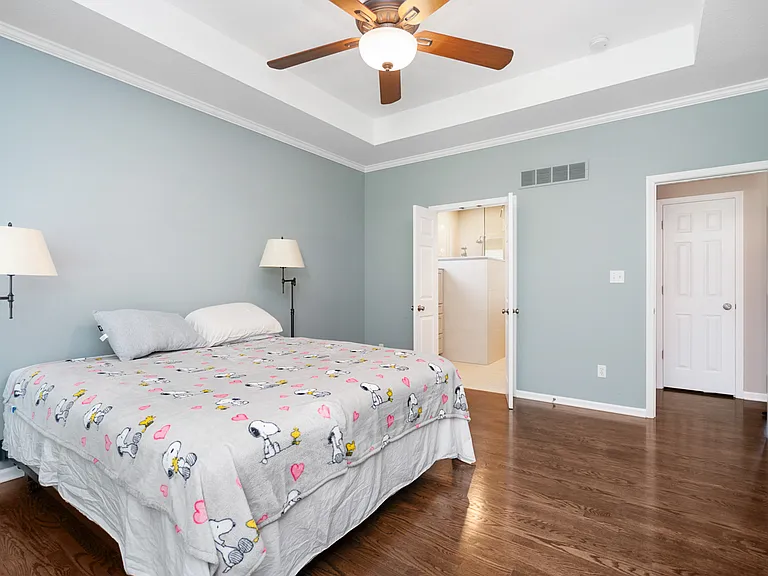 1101 Stonecreek Dr — Photo 16