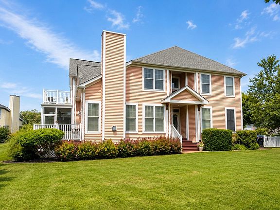 4th image of 1014 Baybreeze Ln