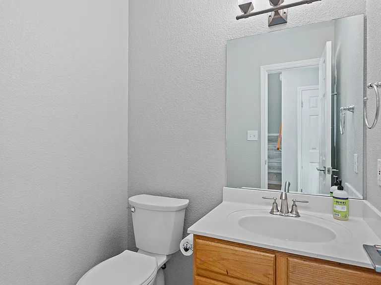 3015 Green Mountain Dr — Photo 20