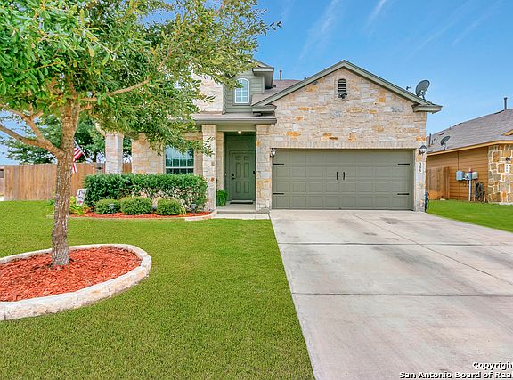 2nd image of 305 Oak Creek Way