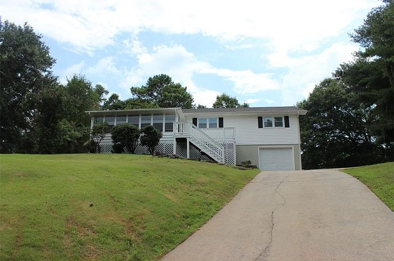 1st image of 504 Rivercrest Dr #00