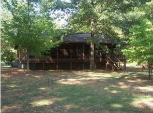 1090 Barnett Rd, Rogersville, AL 35652