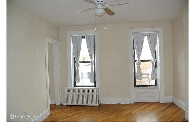 Rented by Douglas Elliman | media 33