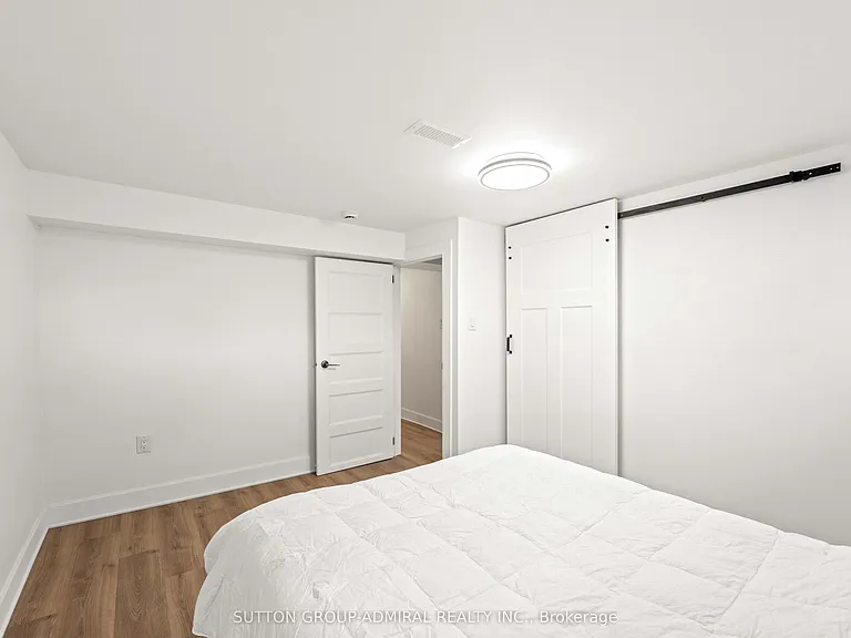 3 Hartland Rd #BASEMENT — Photo 18