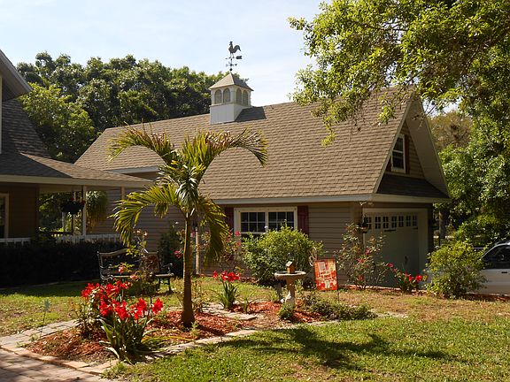 2nd image of 3467 Lake Dr