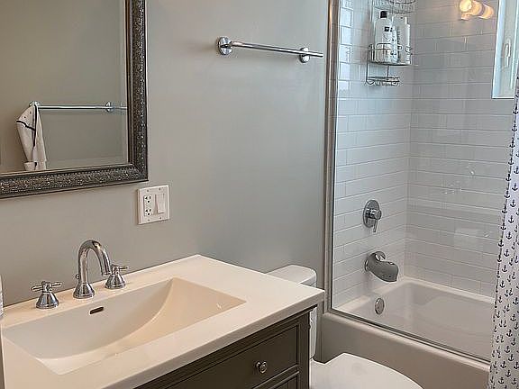 2nd bathroom