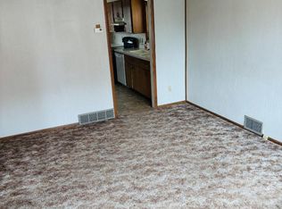 318 Pearl St, Kemmerer, WY 83101