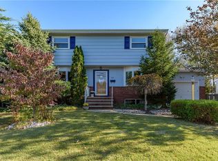 68 Fleetwood Dr, Hazlet, NJ 07730