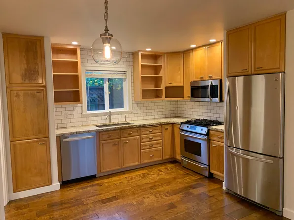 17995 Los Banos Dr, Sonoma, CA 95476