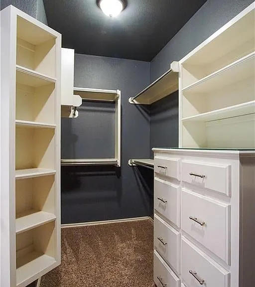 9417 Forest Dale Dr — Photo 13