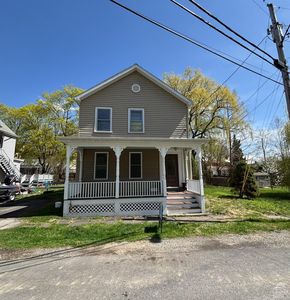15 North Warren, Athens, NY, 12015