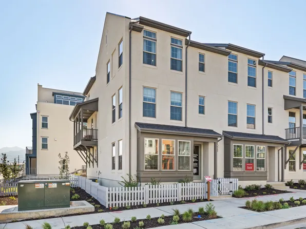 Chelsea Plan, Downtown Row Collection