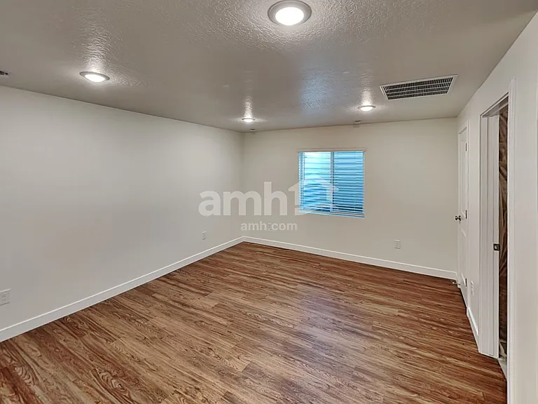 3571 N Caitlyn St — Photo 19
