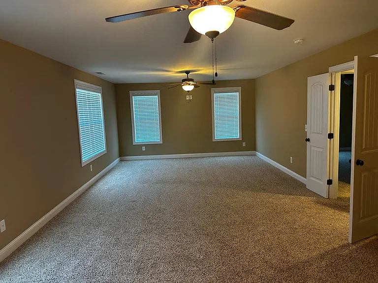 292 Wynngate Dr — Photo 23