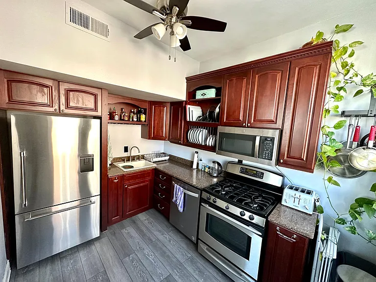 1851 Columbia Rd NW #403 — Photo 12