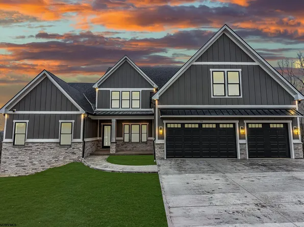 198 Bo Dr, Morgantown, WV 26508