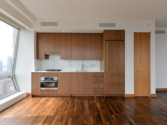 4th image of 400 5th Ave APT 49A