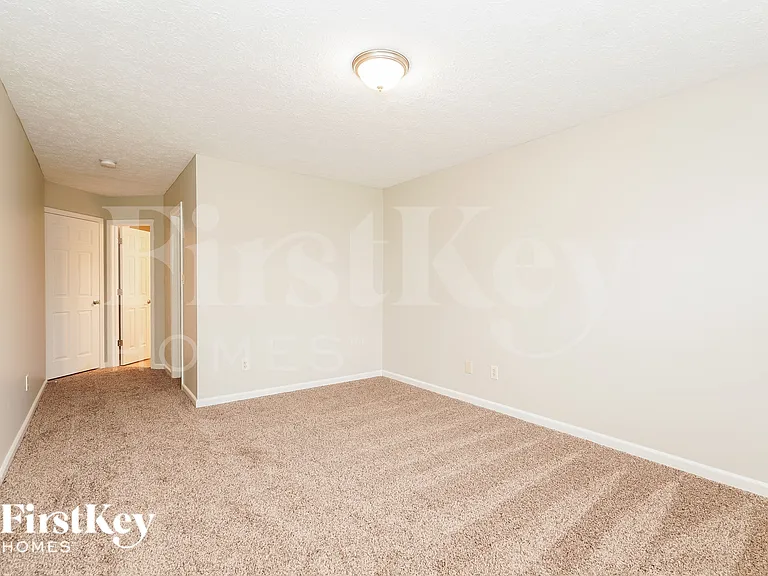 3149 Monterey Dr — Photo 8