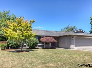 575 S Pershing St, Mount Angel, OR 97362