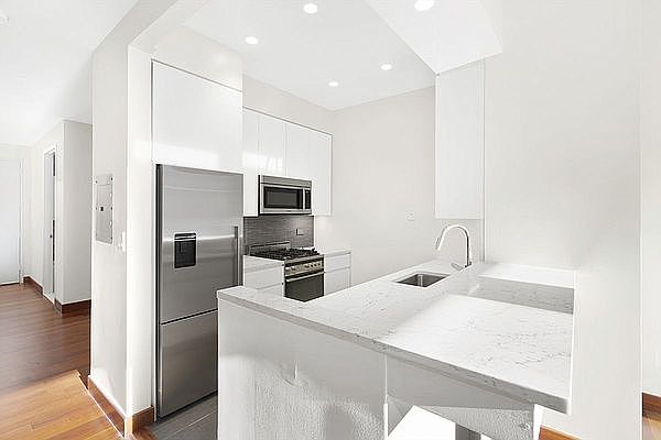 1st image of 305 E 63rd St APT 7J
