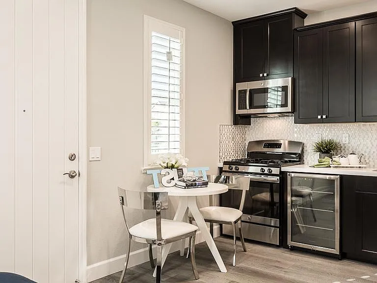2736 Cannara Ln #7A — Photo 2