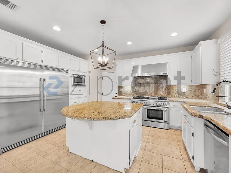 3231 Canyon View Dr — Photo 12