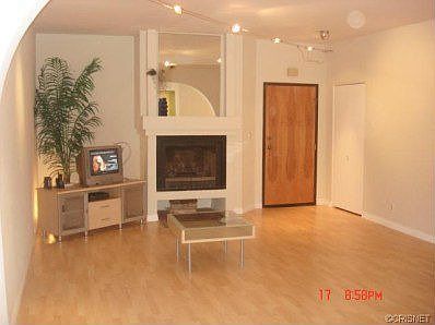 2nd image of 7211 Cozycroft Ave Unit 7