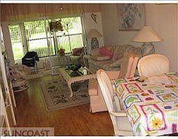3rd image of 1376 Mission Cir