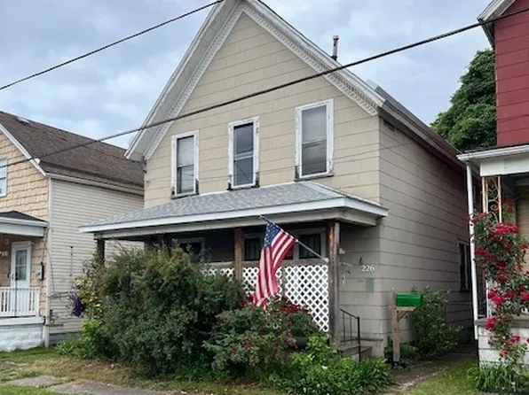 226 Metcalfe St, Buffalo, NY 14206