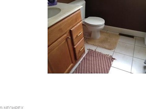 2nd image of 8 Prospect St