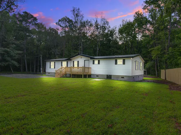 117 Dairy Ln, Cottageville, SC 29435