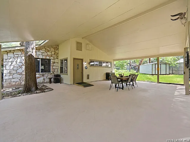19214 Grey Forest Dr — Photo 36