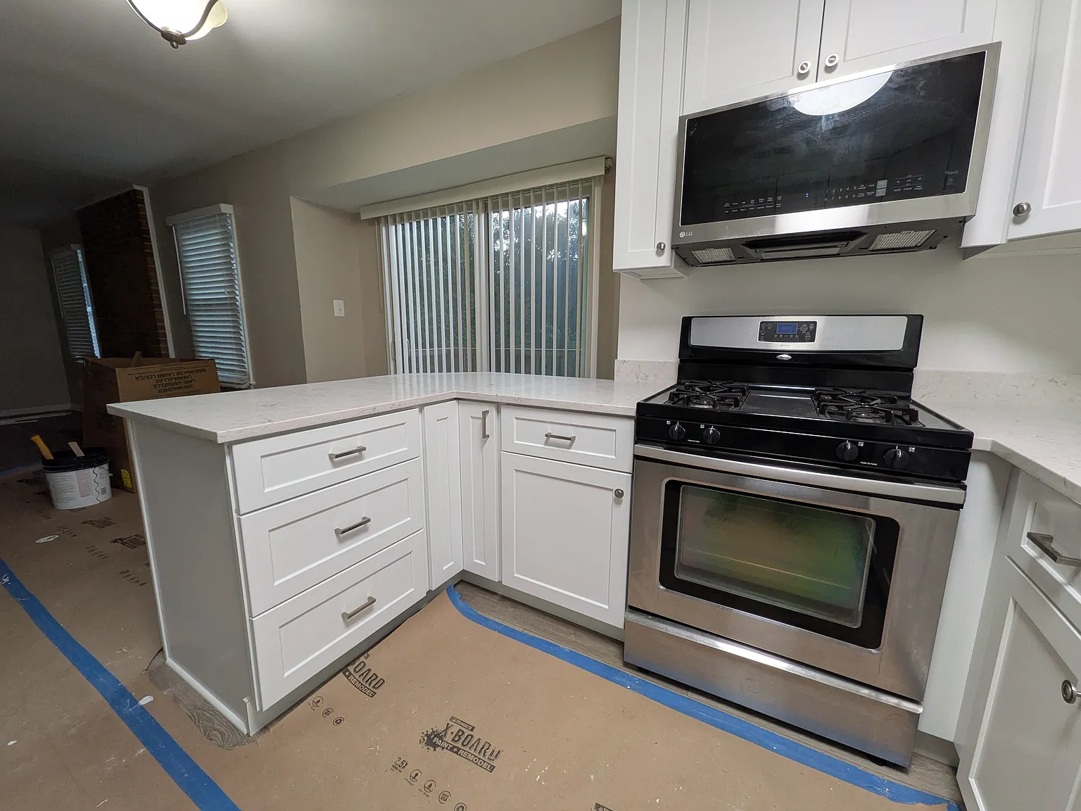 4 bed, 3.5 bath, 2883 sqft, $4,000 — Photo 3