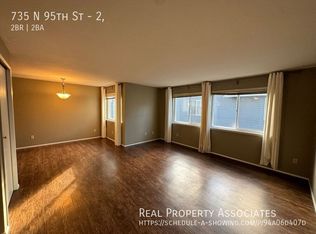 735 N 95th St APT 2, Seattle, WA 98103