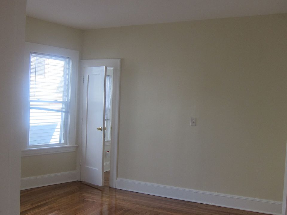 2nd image of 146 Dover Street # Fl 3rd