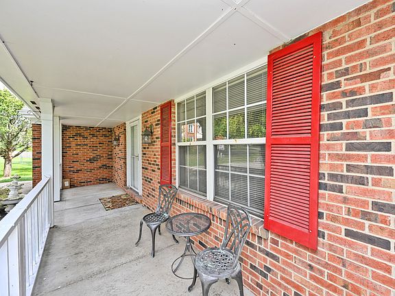 3rd image of 7928 Merryman Way