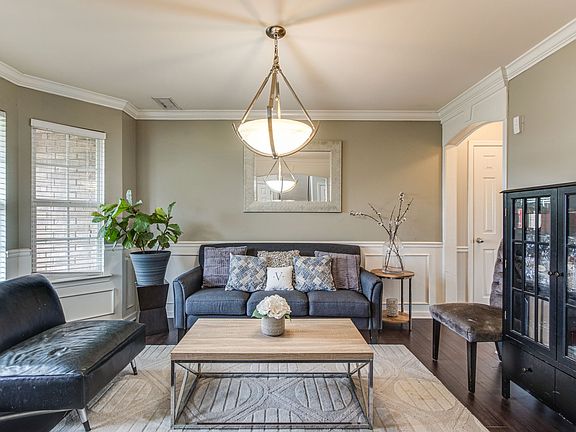 5th image of 2231 Saint Andrews Dr