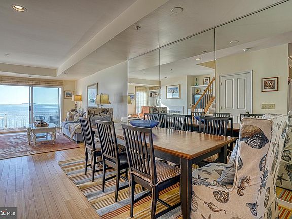 4th image of 1405 Oyster Cove Dr