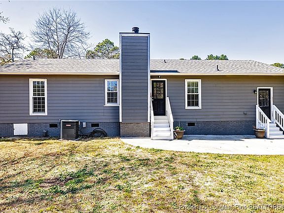 3rd image of 3690 Highgate Dr