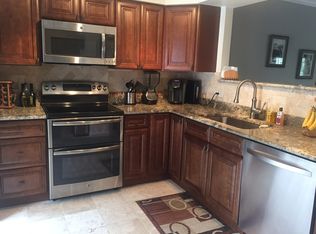 10307 Green Holly Ter, Silver Spring, MD 20902