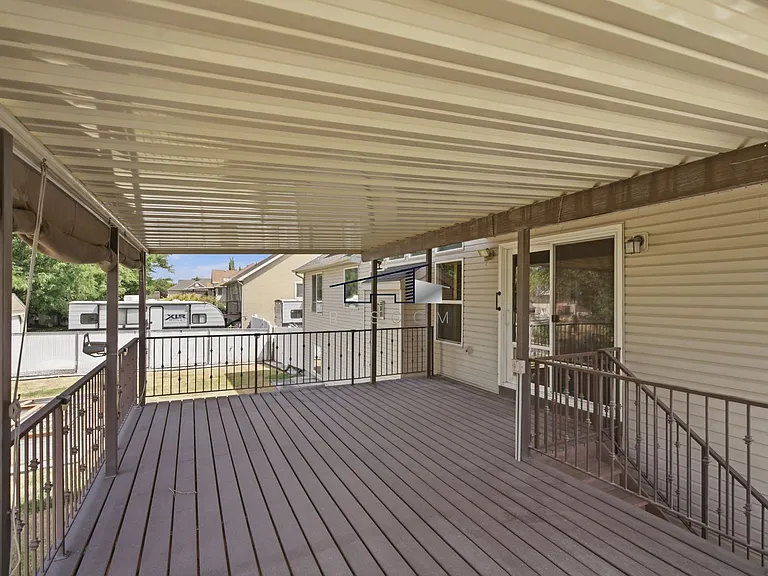77037-4879 S 5050 W — Photo 27